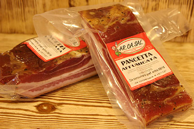 Pancetta affumicata arrotolata